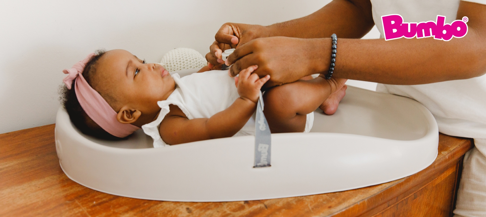 bumbo_slideshow_changing_pad.jpg