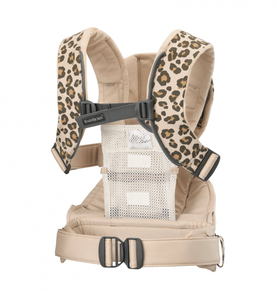 BABYBJORN Carrier One - Cotton Beige Leopard