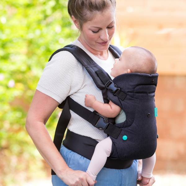 INFANTINO Convertible Carrier Flip Advance 4in1 - Black