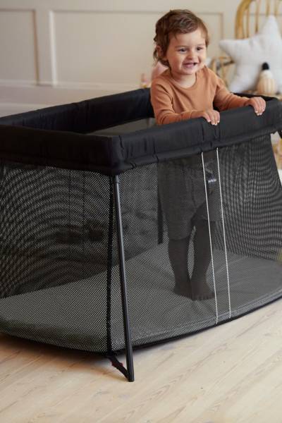 BABYBJORN Travel Cot Black