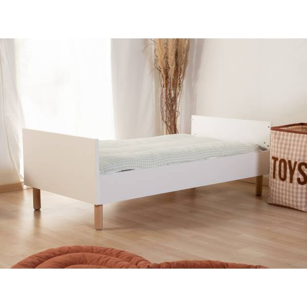 CHILDHOME WONDER Cot Bed + Slats 70x140 - White