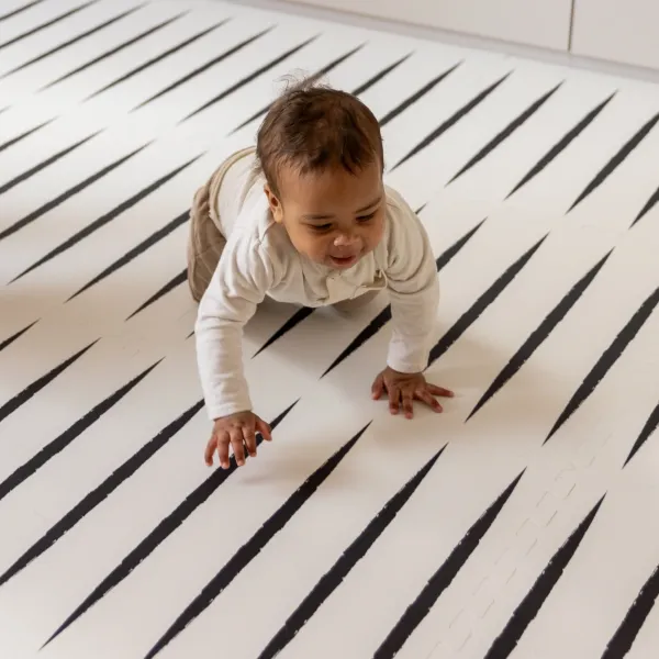 Eeveve Play Mat - Lucio Ecru