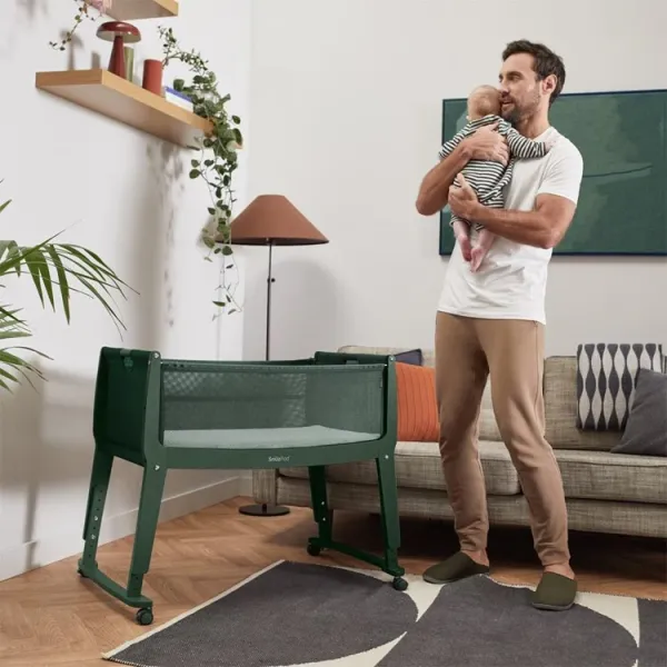 SnuzPod Studio Bedside Crib - Berlin Green 