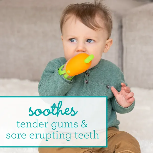 INFANTINO Handy Dandy Teething Mitt - Carrot