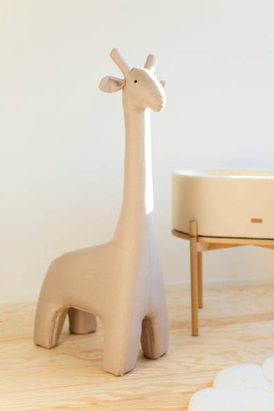 CHILDHOME Standing Giraffe - Linen Beige