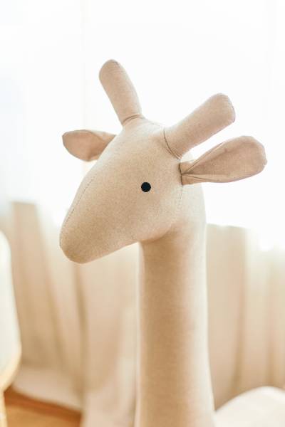 CHILDHOME Standing Giraffe - Linen Beige