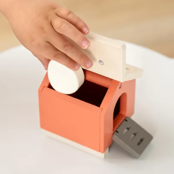 DONE BY DEER Play set Tiny Farm Clucky - mix colour