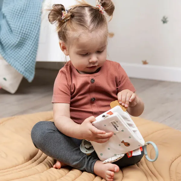 DONE BY DEER Activity Book Sea Friends - mix colour